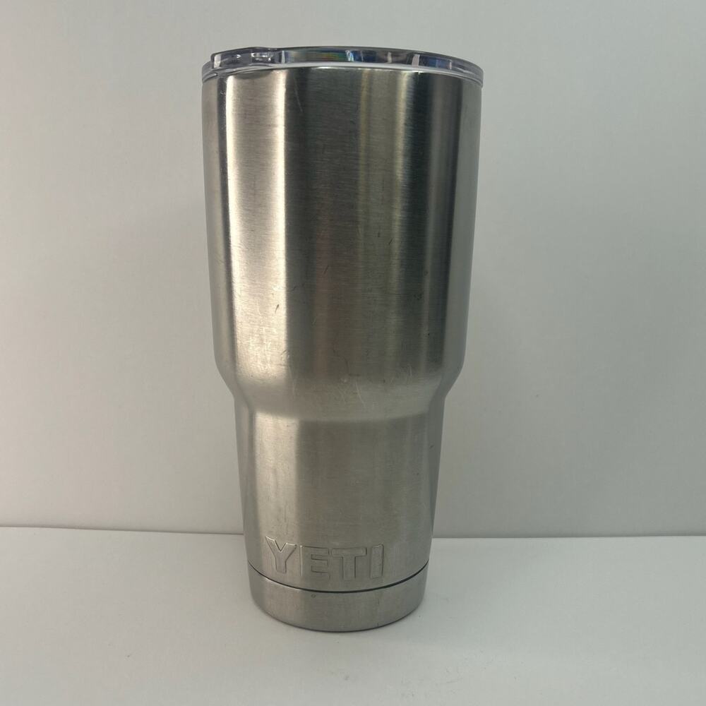 Yeti Rambler 30oz Stainless Steel Tumbler With Lid